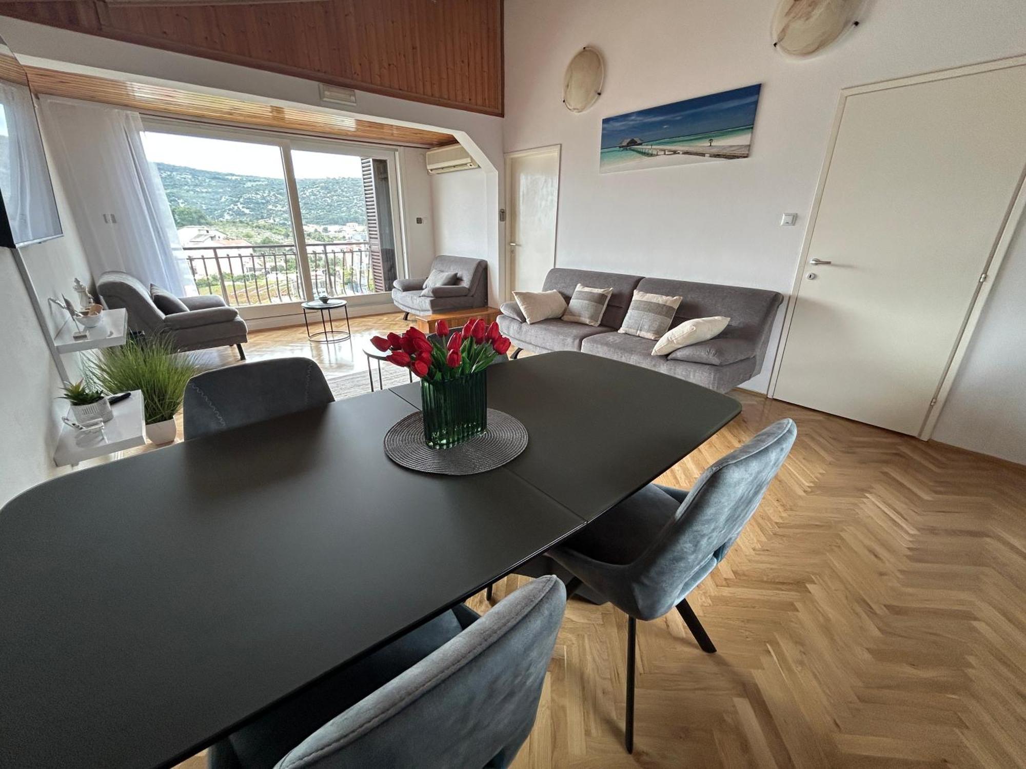 Apartment Golubica 2 산책길 외부 사진